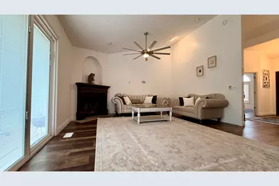 1528 E Buttercup Dr, Sandy, UT 84092 - Photo 13