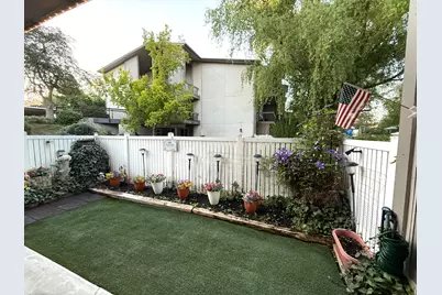 1525 E Waterbury Dr S #A, Salt Lake City, UT 84121 - Photo 9