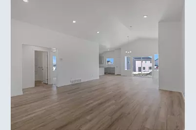 212 E 770 N, Santaquin, UT 84655 - Photo 3