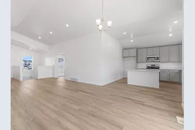212 E 770 N, Santaquin, UT 84655 - Photo 7
