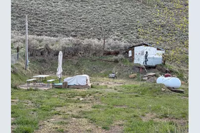 75 N Church St, Wellington, UT 84526 - Photo 5