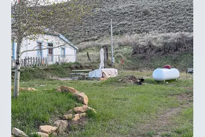 75 N Church St, Wellington, UT 84526 - Photo 3