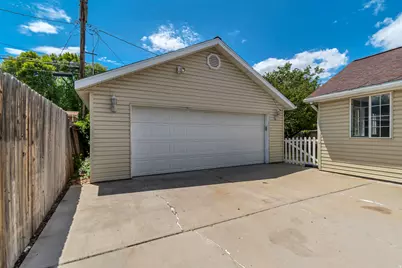 388 E 6220 S, Murray, UT 84107 - Photo 3
