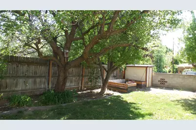 388 E 6220 S, Murray, UT 84107 - Photo 5