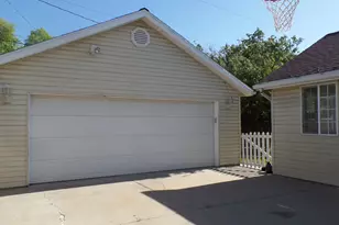 388 E 6220 S, Murray, UT 84107 - Photo 9
