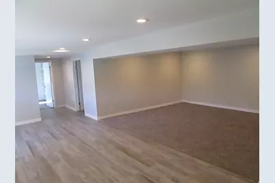 4872 N Burch Creek Dr E, South Ogden, UT 84403 - Photo 9