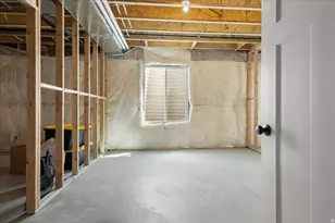 7286 S 5720 W, West Jordan, UT 84081 - Photo 35
