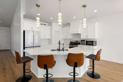 7286 S 5720 W #407, West Jordan, UT 84081 - Photo 9