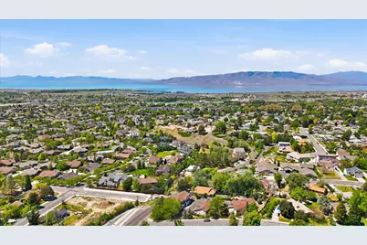 1990 S 424 E, Orem, UT 84058 - Photo 47