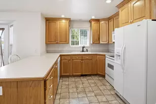 1990 S 424 E, Orem, UT 84058 - Photo 11