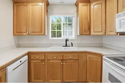1990 S 424 E, Orem, UT 84058 - Photo 9