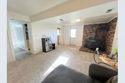 145 S Alta St, Roosevelt, UT 84066 - Photo 31