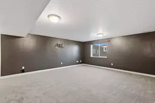 915 N Evelyn St W, Farmington, UT 84025 - Photo 33