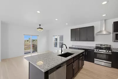 915 N Evelyn St W, Farmington, UT 84025 - Photo 15