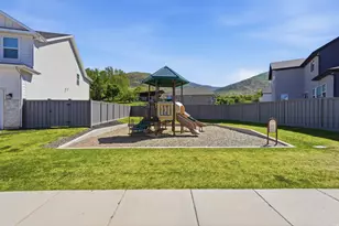 915 N Evelyn St W, Farmington, UT 84025 - Photo 7