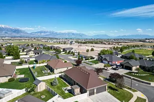 448 W McAllister Ln, Saratoga Springs, UT 84045 - Photo 35