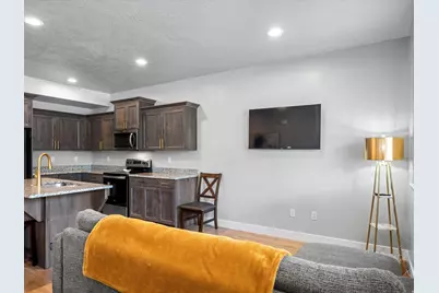 130 W Seasons Ln, Garden City, UT 84028 - Photo 7