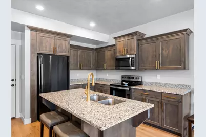 130 W Seasons Ln, Garden City, UT 84028 - Photo 11