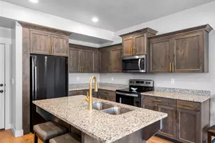 130 W Seasons Ln, Garden City, UT 84028 - Photo 11