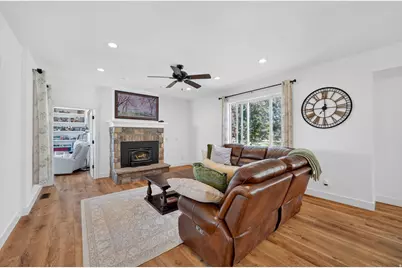 70 W 1790 N, Genola, UT 84655 - Photo 11