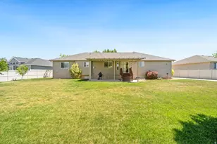 5609 S 4525 W, Hooper, UT 84315 - Photo 29