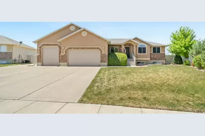 5609 S 4525 W, Hooper, UT 84315 - Photo 1
