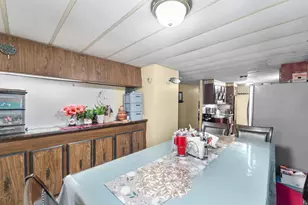 1594 W 400 S, Salt Lake City, UT 84104 - Photo 17