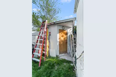 1594 W 400 S #30, Salt Lake City, UT 84104 - Photo 33