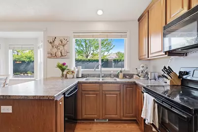 1238 W 3175 N, Lehi, UT 84043 - Photo 7