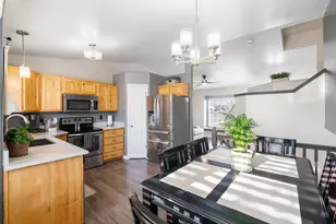 719 N 1725 W, Clinton, UT 84015 - Photo 21