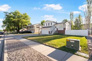 719 N 1725 W, Clinton, UT 84015 - Photo 3