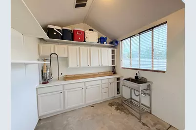 681 E Abbottsford Ct S, Sandy, UT 84070 - Photo 47