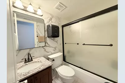 681 E Abbottsford Ct S, Sandy, UT 84070 - Photo 23