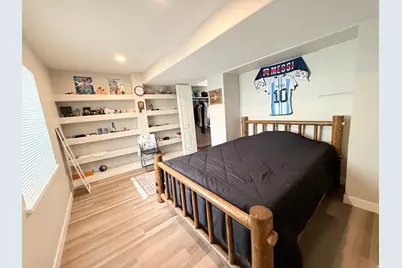 681 E Abbottsford Ct S, Sandy, UT 84070 - Photo 33