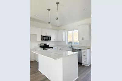 2202 W Cape Fox Way #217, Lehi, UT 84048 - Photo 3