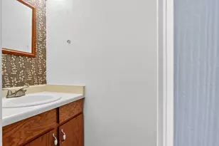 1381 W Beacon Hill Dr S, Taylorsville, UT 84123 - Photo 5