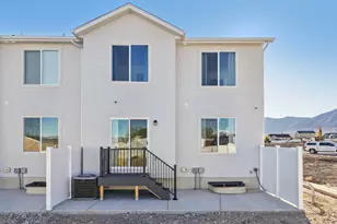 270 E Serenity Ave, Tooele, UT 84074 - Photo 17