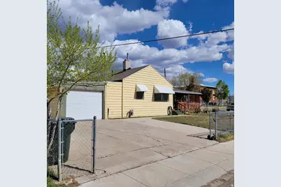 207 N Rawlins St, East Carbon, UT 84520 - Photo 3