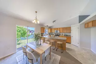 3184 W 5525 S, Roy, UT 84067 - Photo 9