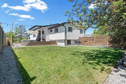 1040 E Larkspur Dr, Sandy, UT 84094 - Photo 37
