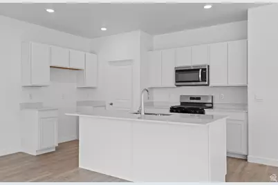 564 E Levengrove Dr #243, Lehi, UT 84048 - Photo 5