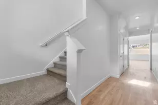 564 E Levengrove Dr, Lehi, UT 84048 - Photo 3