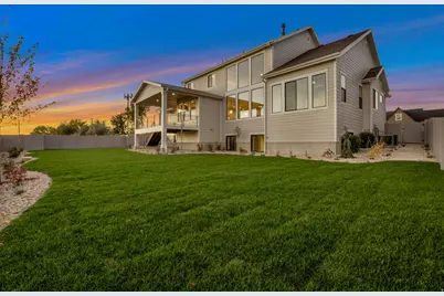 695 W Hidden Farm Dr, Farmington, UT 84025 - Photo 9