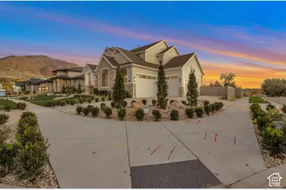 695 W Hidden Farm Dr, Farmington, UT 84025 - Photo 5