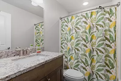 370 W Knights Ln, Layton, UT 84041 - Photo 27