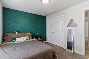 370 W Knights Ln, Layton, UT 84041 - Photo 29