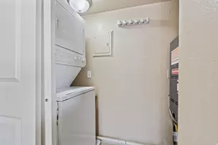 3064 S 300 E, Salt Lake City, UT 84115 - Photo 13