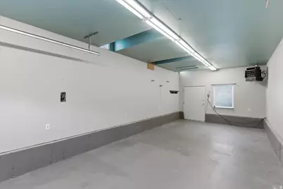 372 W 100 N, Logan, UT 84321 - Photo 37