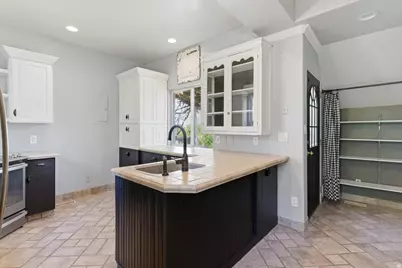 372 W 100 N, Logan, UT 84321 - Photo 7