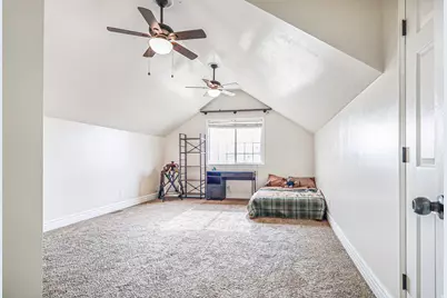 1756 N 2615 W, Clinton, UT 84015 - Photo 15